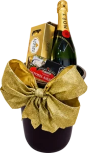 Champagnera de DILSA, regalo ejecutivo en La Laguna: champán Moët Chandon, Ferrero Rocher y ostiones ahumados