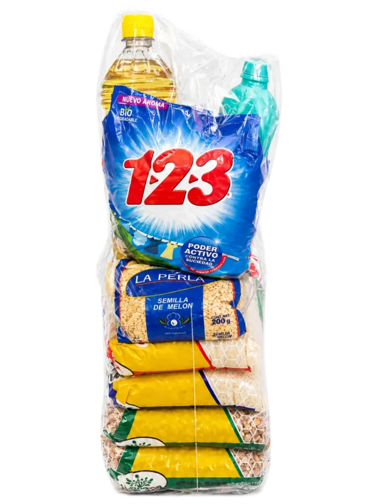 Despensa No. 8 de DILSA para empresas en Gómez Palacio, de frente: detergente, aceite, cloro, pasta y granos