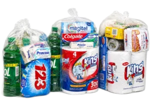 Despensa Navideña de DILSA para empresas en La Laguna: bolsas con limpieza, papel higiénico y abarrotes